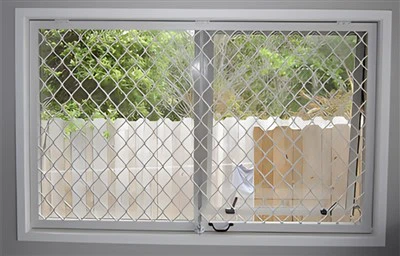 Säkerhetsskärmar i stål